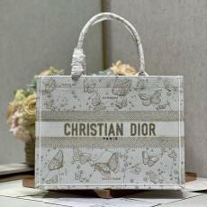 Christian Dior Shopping Bags